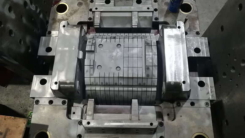 模具加工优缺点分析：揭秘模具制造工艺的利与弊